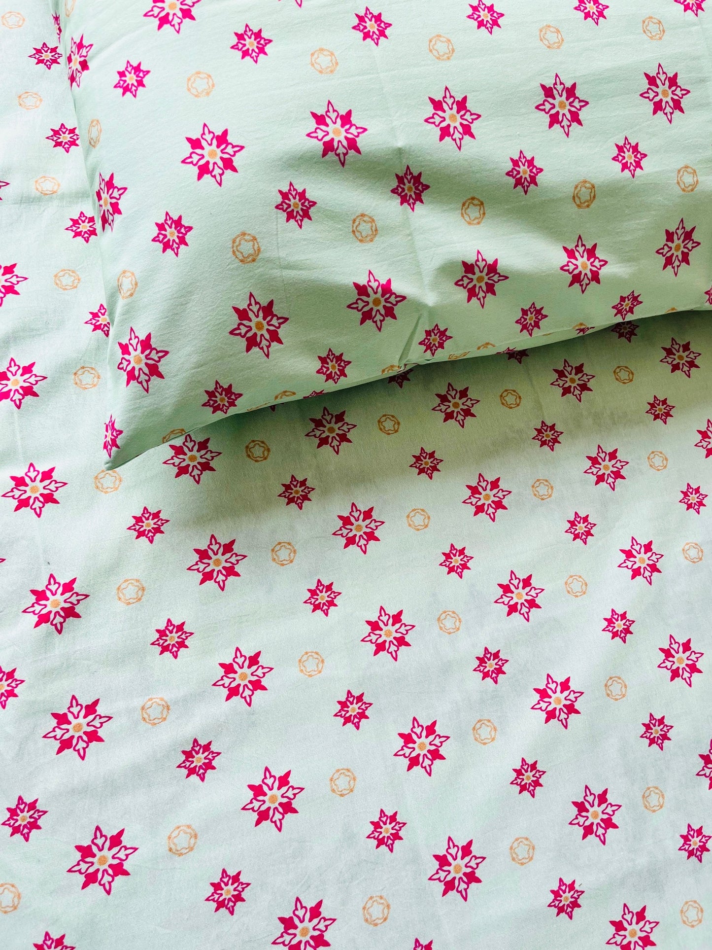 Bedsheet and Pillow Cover